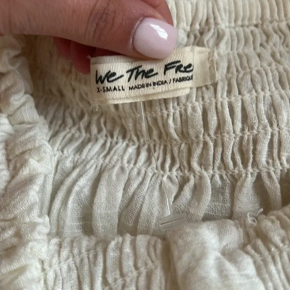 FREE PEOPLE TOP. - Picture 2 of 2